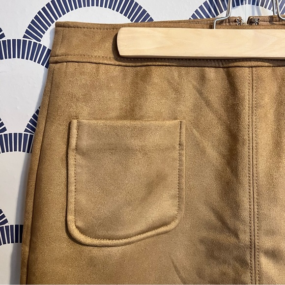 NWT LOFT Faux Suede Skirt - Picture 2 of 4